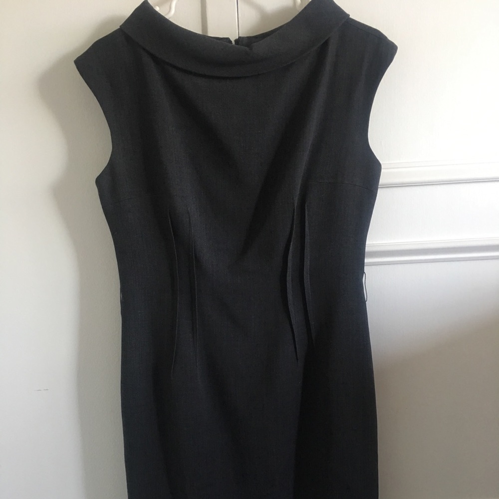 Teri Jon heather Gray sleeveless dress